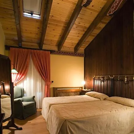 Otel Llanos Del Hospital Benasque