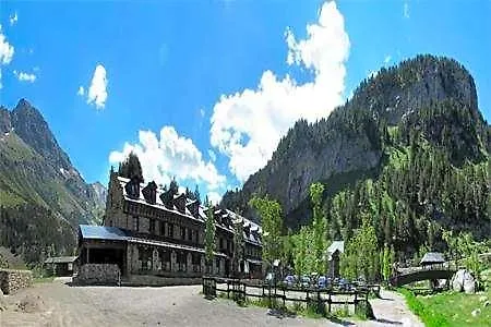 Llanos Del Hospital Otel Benasque