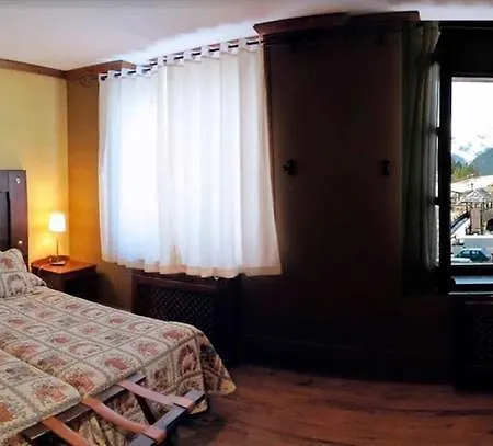 Llanos Del Hospital Otel Benasque
